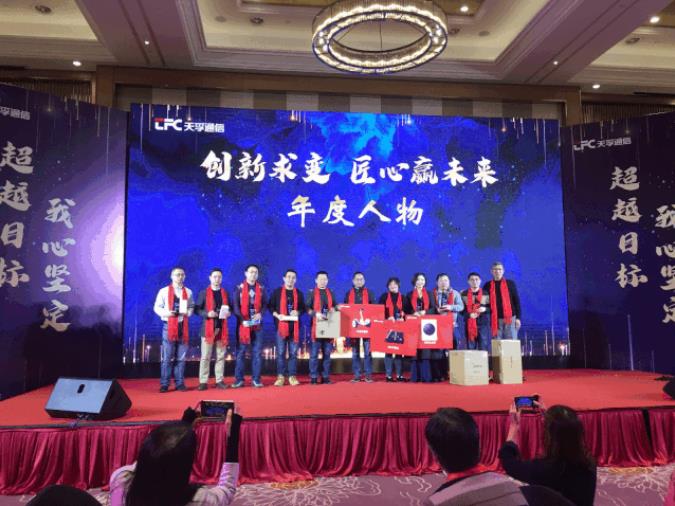 INmefDhkSecxKUJFbPAXs2mttwaSxfUzYwgRaXzl